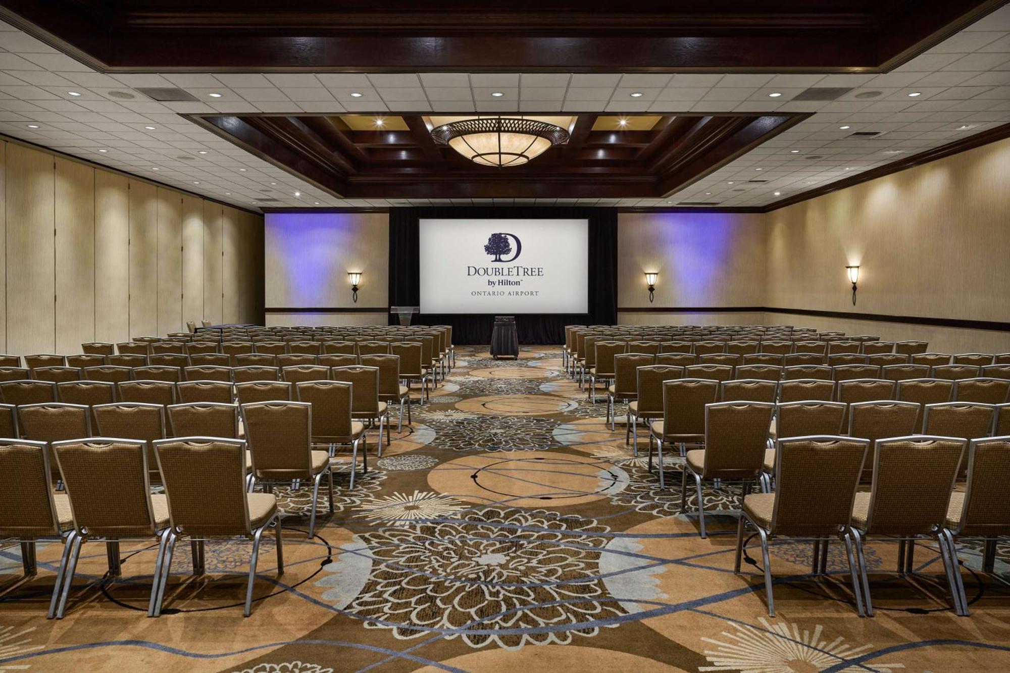 Doubletree By Hilton Ontario Airport Hotel Exterior photo