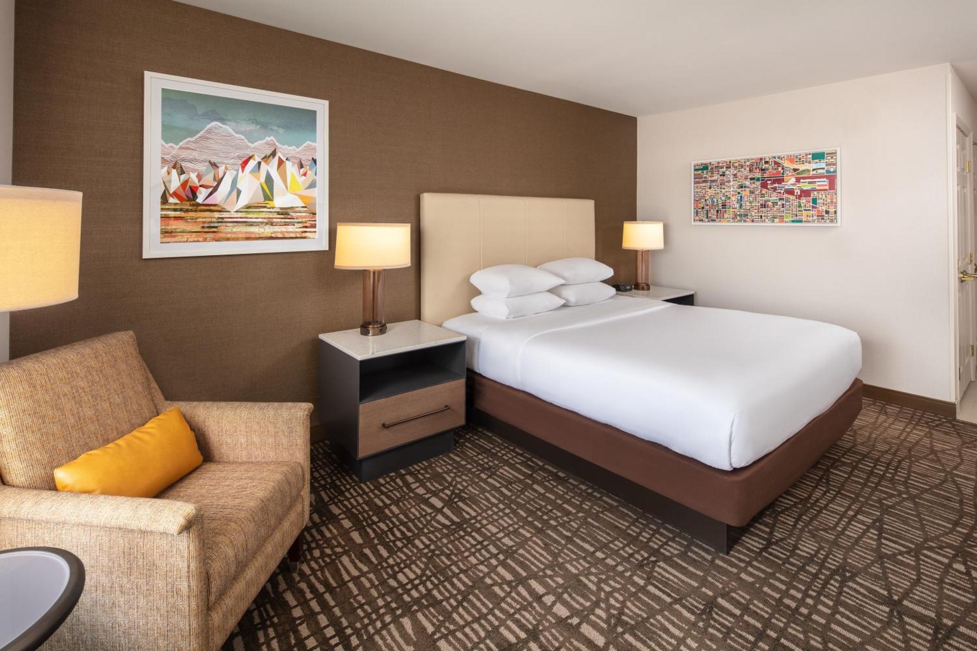 Doubletree By Hilton Ontario Airport Hotel Exterior photo